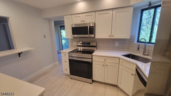Foto del edificio - 3102 Revere Ct