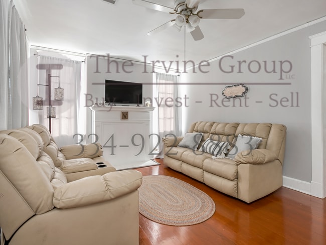 Foto del edificio - For Rent in Capitol Heights Historic District!