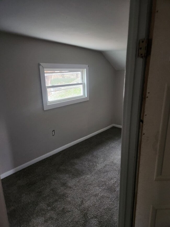 Foto del edificio - Great 4 bdrm Family Home!!! New carpet & paint!!