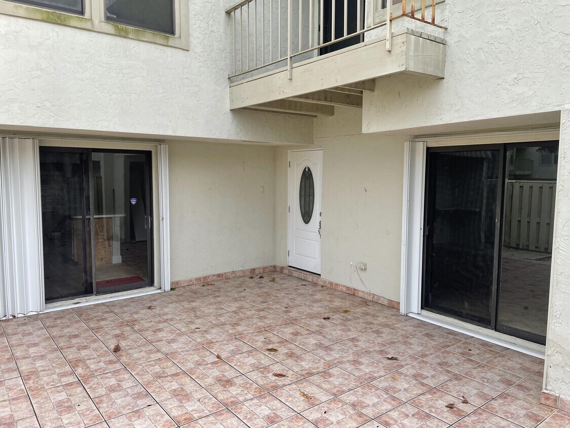 Building Photo - 12079  Regal Court Court  Wellington Fl 33414