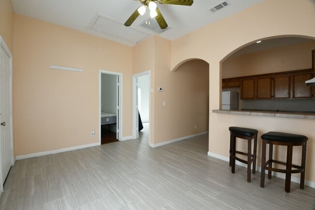 Building Photo - 5817 Gaston
