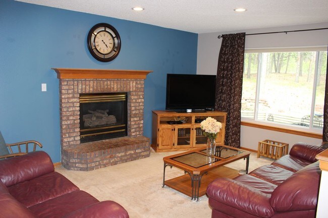 Foto del edificio - 14115 Ponderosa Rd