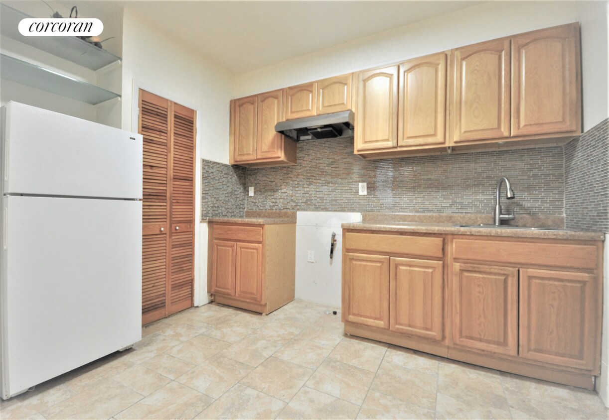 1671 Carroll St Unit 2A, Brooklyn, NY 11213 Room for Rent in Brooklyn