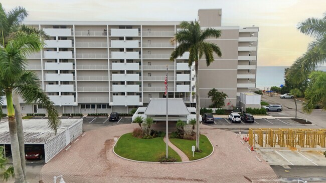 Foto del edificio - 3443 Gulf Shore Blvd N