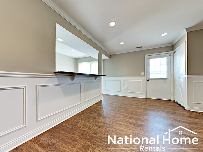 Foto del edificio - 639 Gray Ct