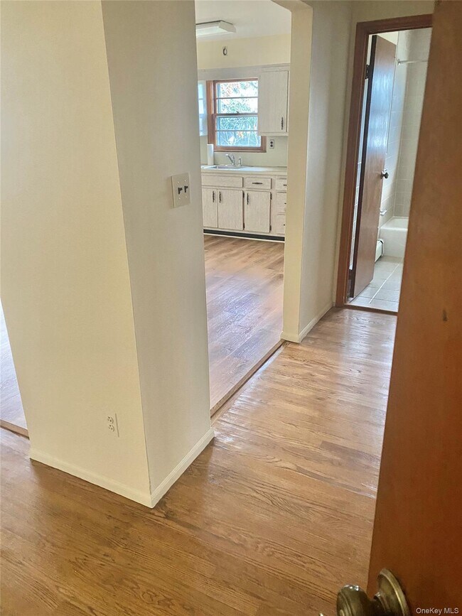 Building Photo - 51 Lenox Ave
