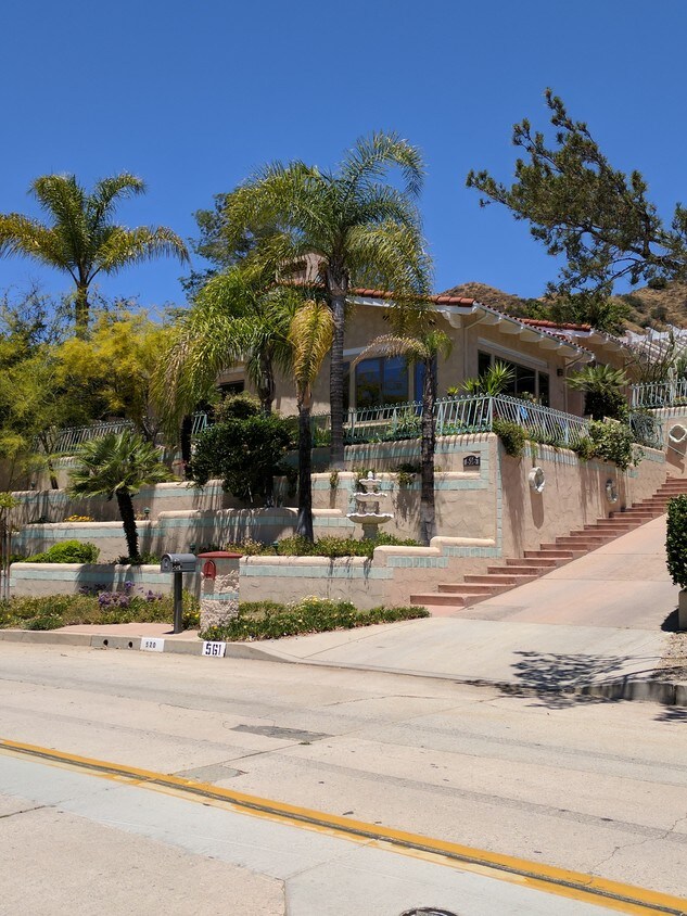 516 N Sunset Canyon Dr, Burbank, CA 91501 House Rental in Burbank, CA