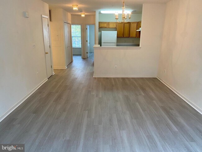 Building Photo - 12982 Pinnacle Dr