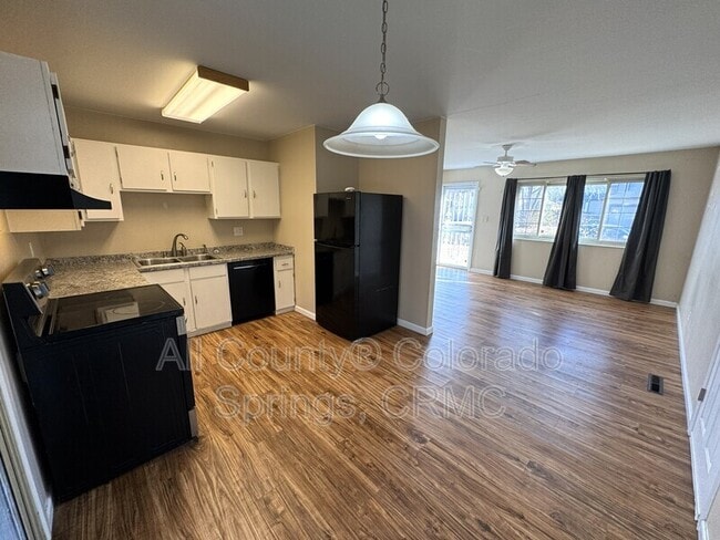 Foto del edificio - 1742 Keswick Rd