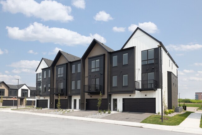 Exterior de las casas adosadas Norheim - Norheim Townhomes