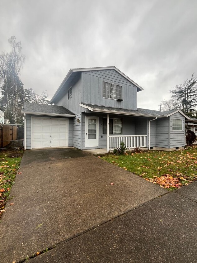 Primary Photo - 2-bedroom 1-bathroom duplex in Thurston