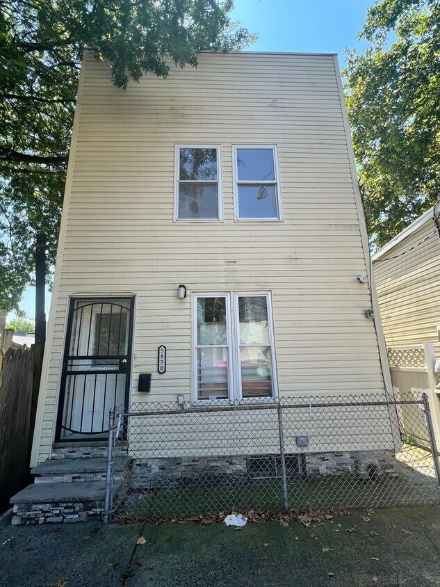 Primary Photo - 58-50 St Felix Ave
