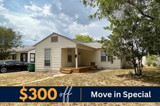 Building Photo - 703 W Olmos Dr