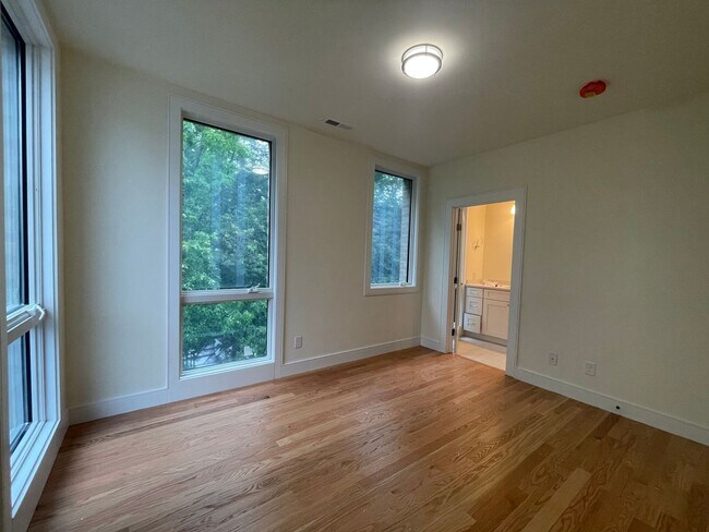 Building Photo - New Construction