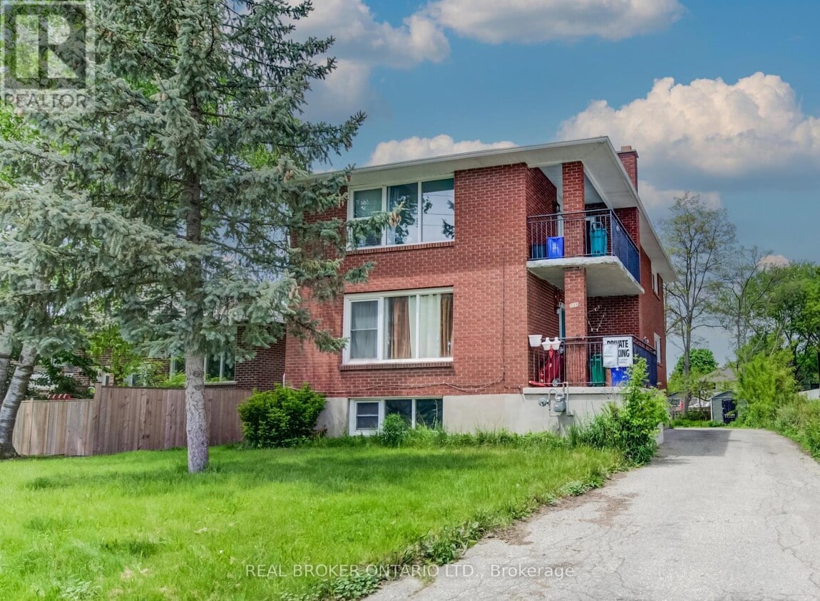 Photo principale - 318-318 Erb St. W