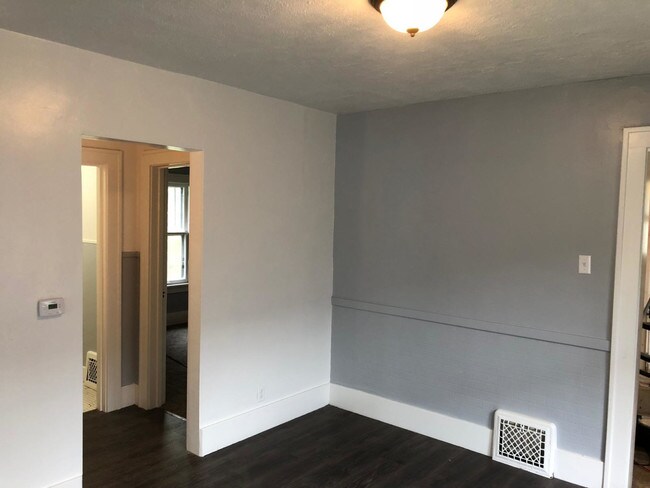 Foto del edificio - 1332 Bowman