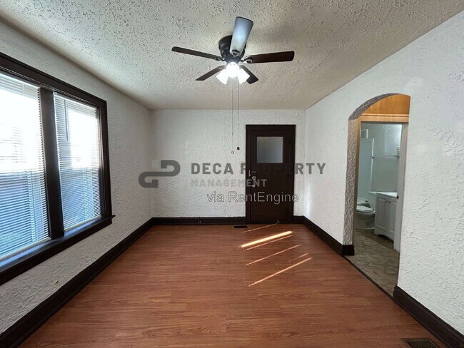 Foto del edificio - 4231 Ellenwood Ave