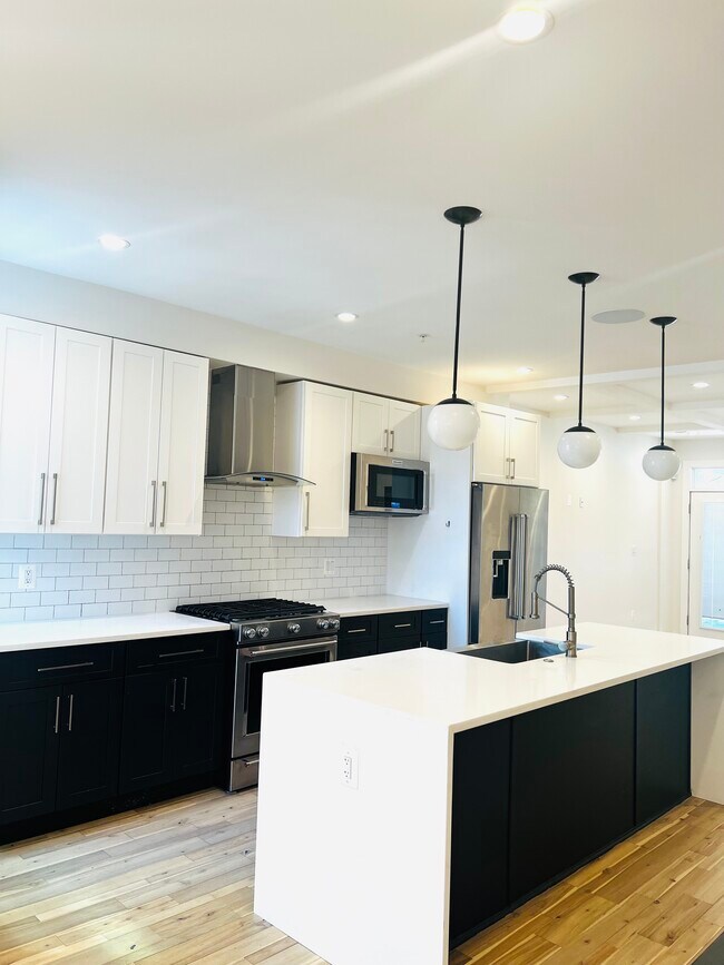 Foto del edificio - 1310 Spring Rd NW