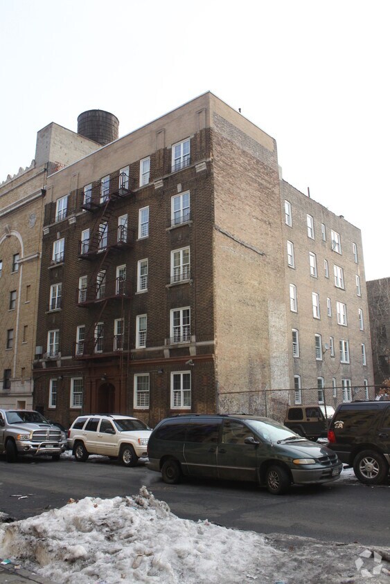 2390 Creston ¡alejado - 2390 Creston Ave