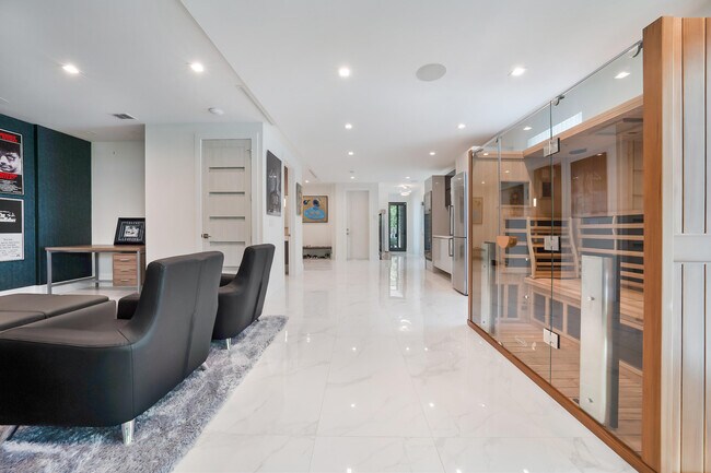 Building Photo - 106 NE 16th Terrace