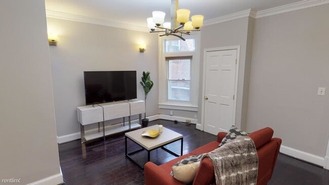Building Photo - 1 br, 1 bath House - 2411 1st St NW Privat...