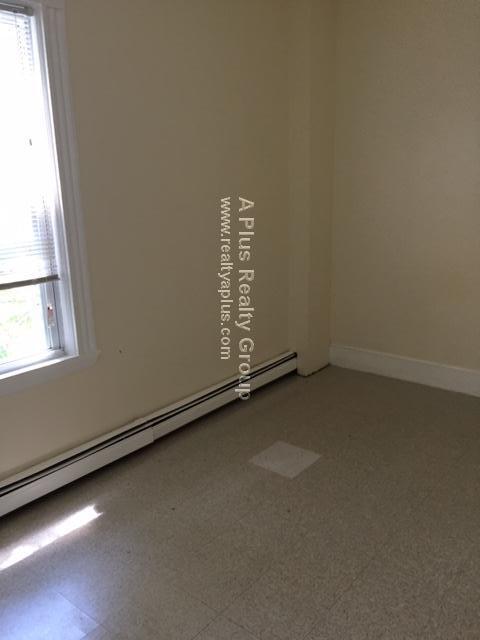 Foto del edificio - 10 Buckley Ave