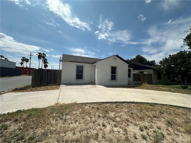 Foto del edificio - 14 S 17th St