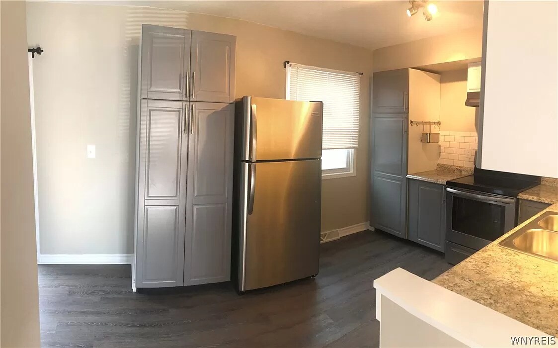 68 Crosby Ave, Lockport, NY 14094 Townhome Rentals in Lockport NY