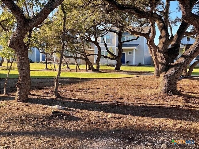 Foto del edificio - 2309 Pecan Island Dr