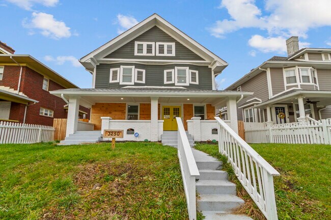 Building Photo - 3250 Ruckle St