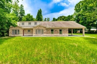 Building Photo - 47 Blue Lake Dr