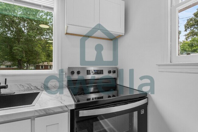 Foto del edificio - Completely Renovated 3-Bedroom Home | Stunning Kitchen | Convenient Sumter Location
