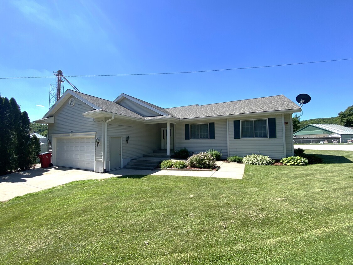 Foto principal - 295 Walton St
