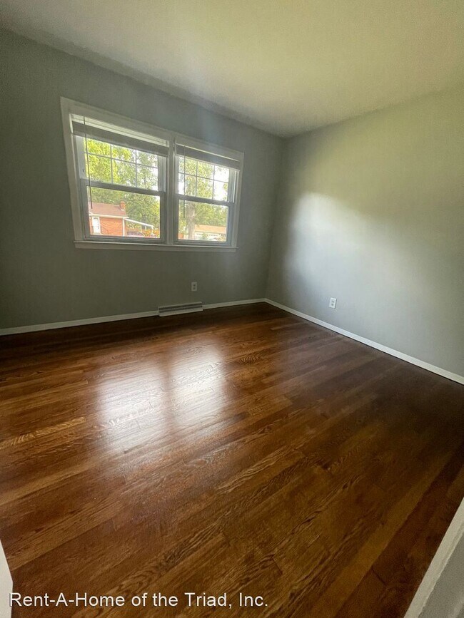 Building Photo - 3 br, 2 bath House - 4117 Summerglen Drive