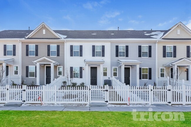 Building Photo - 13 Beautyberry St