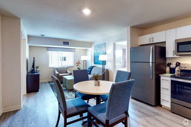 Kitchen - Waterwalk Charlotte - Arrowood