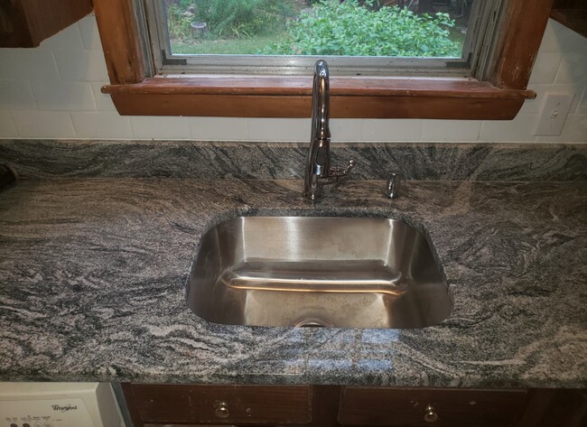 New Grantite Countertop & Pull-down Faucet - 27 Pine St