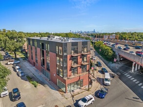 Building Photo - 3953 W Dakin St