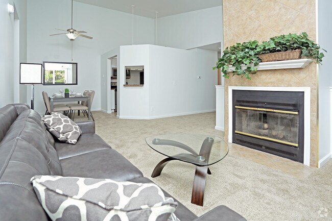 Interior Photo - Shoal Creek