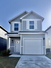 Building Photo - 313 Tall Cedar Wy