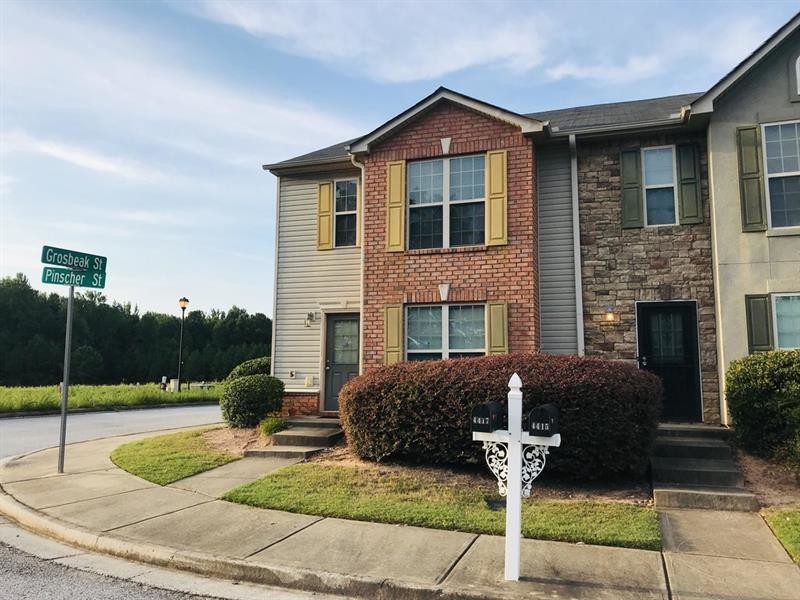 Foto principal - 4417 Pinscher St
