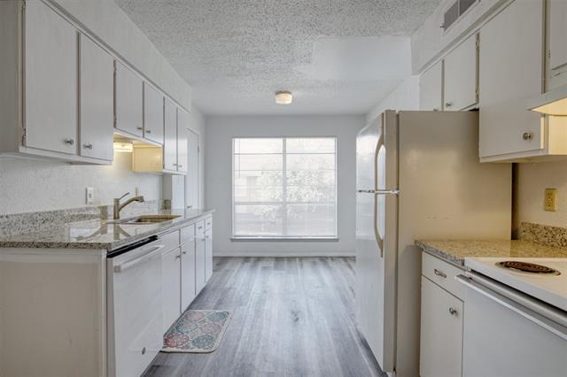 Primary Photo - 7921 Cliffbrook Dr