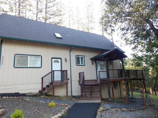 Building Photo - 22926 Hawk Ln