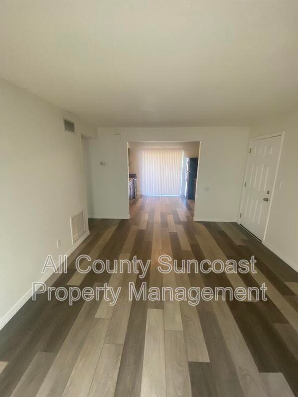 Foto del edificio - 7450 35th St N