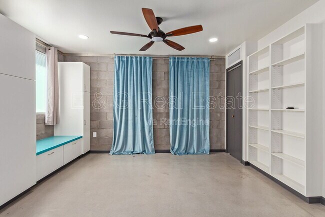 Foto del edificio - 129 N 11th Ave