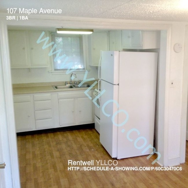 Foto del edificio - 107 Maple Ave