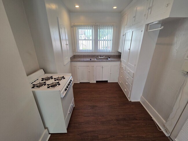 Foto del edificio - 1st