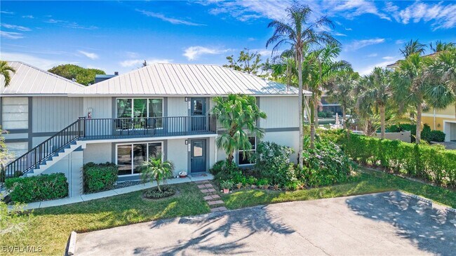 Foto del edificio - 1560 Blue Point Ave