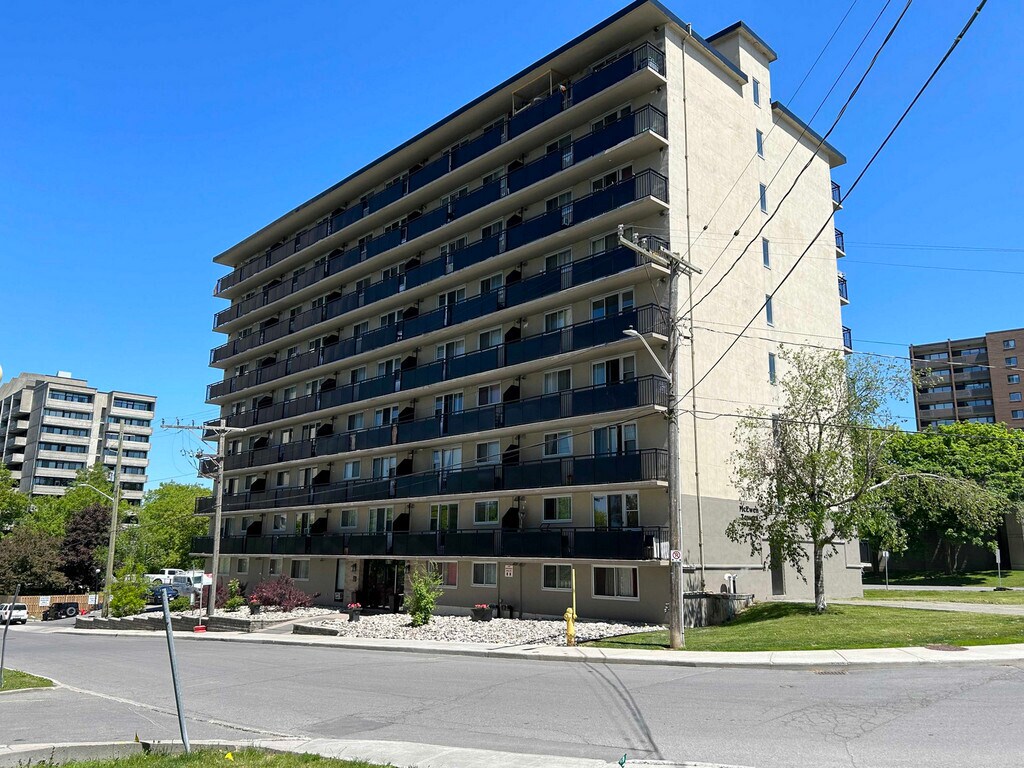61 McEwen Apartments 61 Mcewen Ave Ottawa, ON