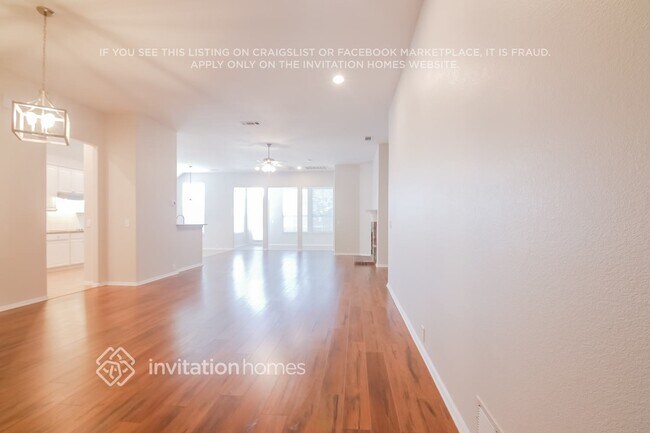 Building Photo - 7063 Alcala
